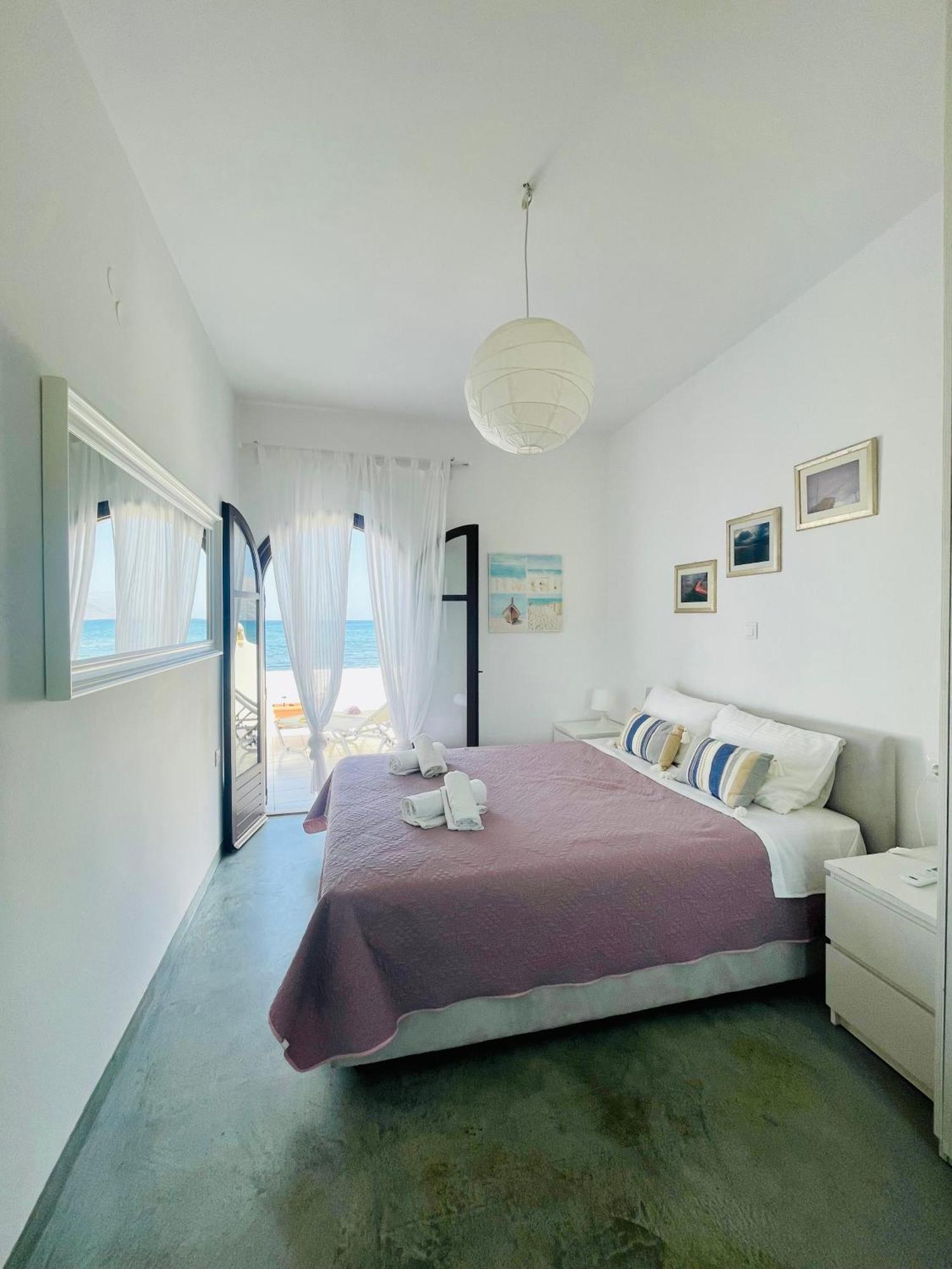 Waves House Villa Kissamos Exterior photo